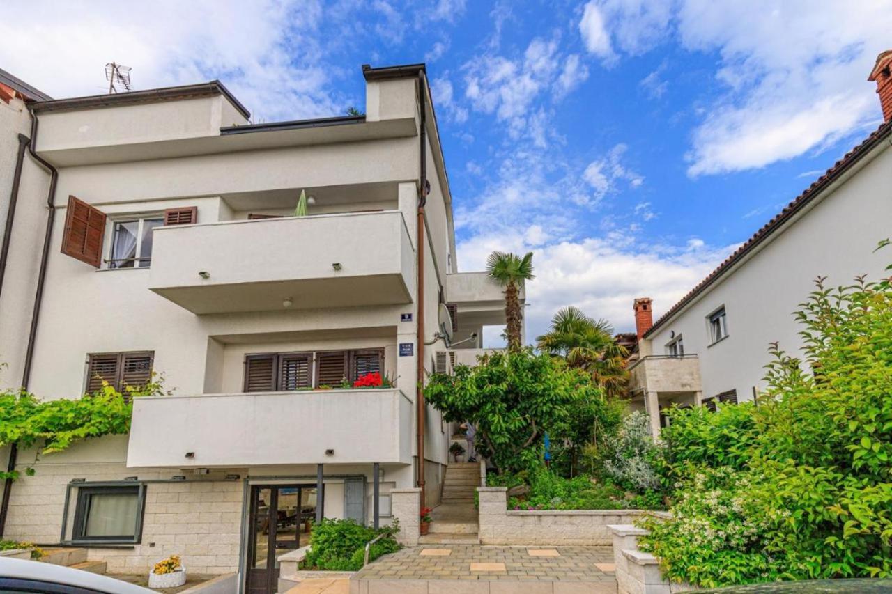 Apartment Luna 1 Porec
